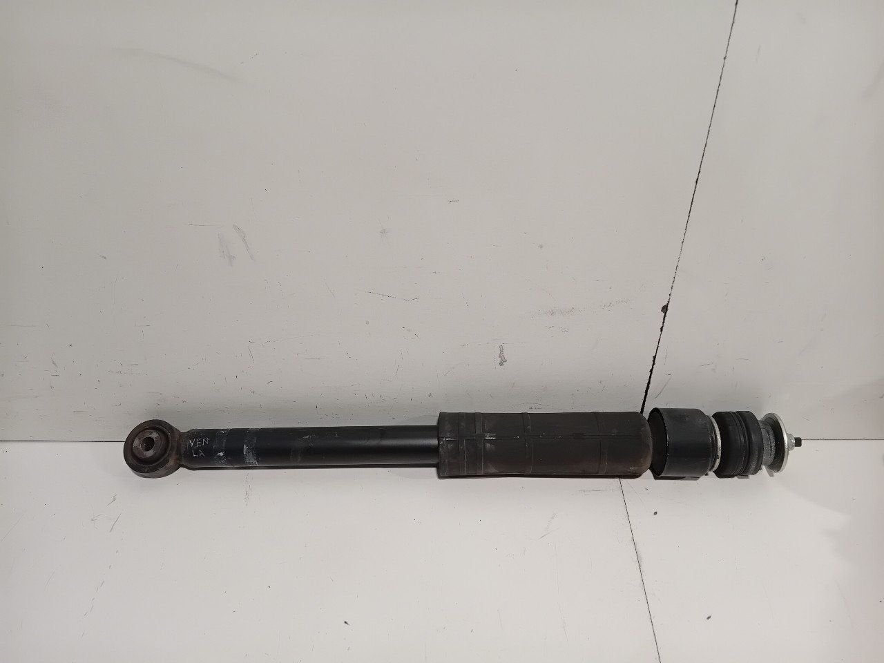 Schokbreker links achter Suzuki Ignis, Onderdelen@venauto.nl, Van der Ven Autorecycling B.V., Gebruikt, Ettenseweg 76, 4706 PB Roosendaal, The Netherlands