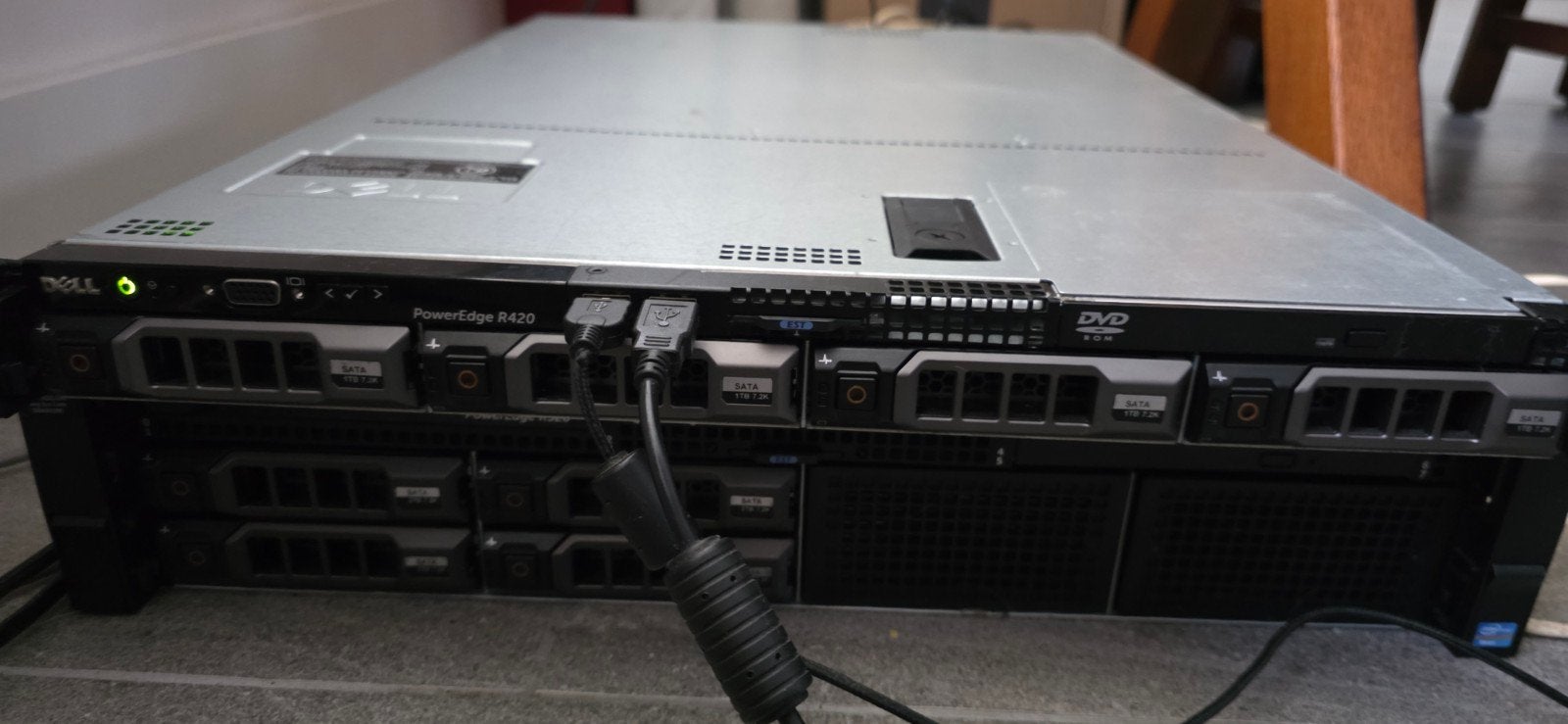 Dell PowerEdge R420 Server - (4TB HDD 16GB H310), Computers en Software, Ophalen, Gebruikt, Hot swappable onderdelen, 4 TB