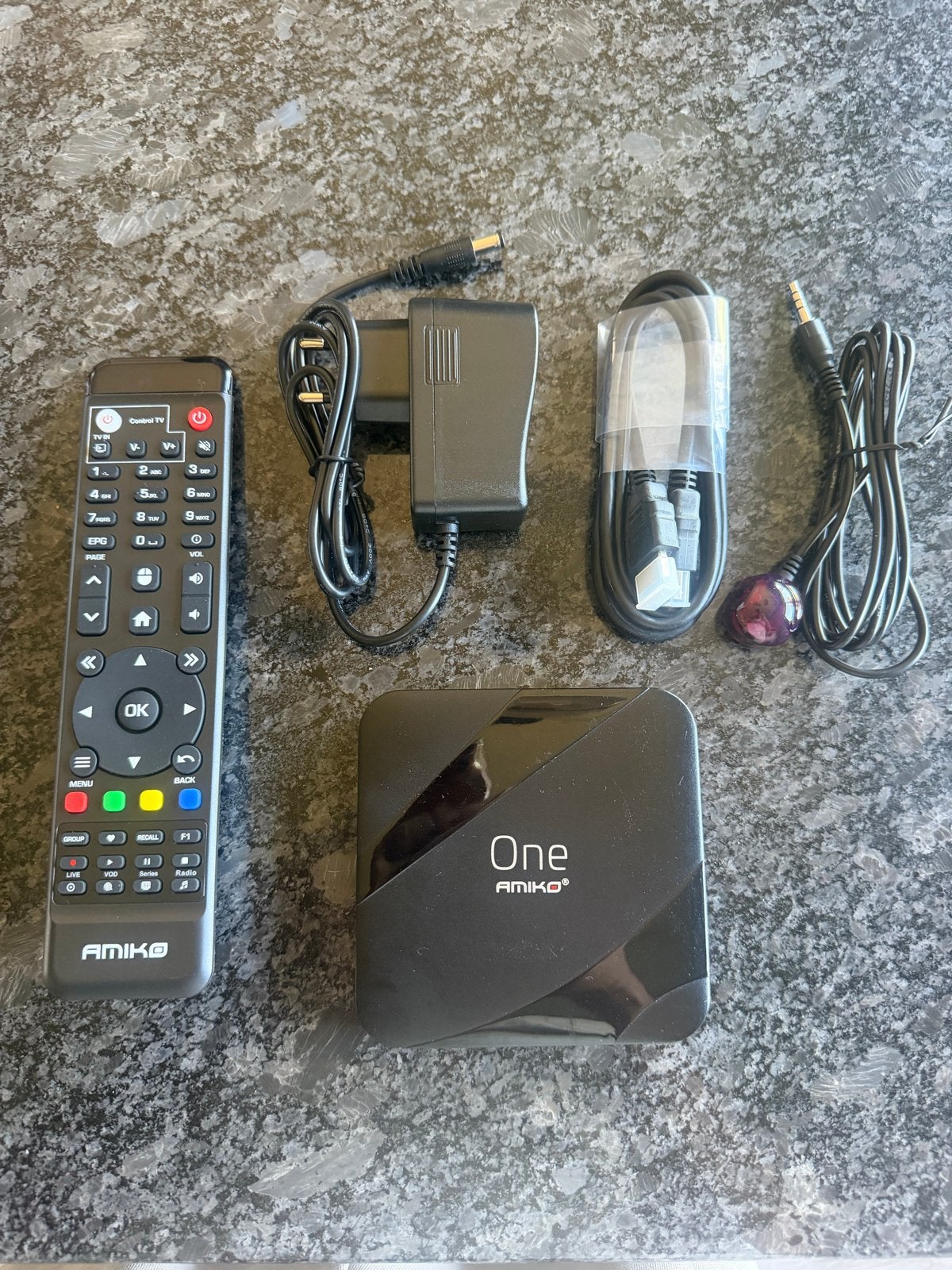 Amiko One - 100% werkend, Ophalen of Verzenden, Zo goed als nieuw, HDMI, Minder dan 500 GB
