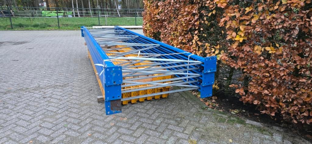 15 meter Esmena palletstelling 3500 kg draagvermogen/NIV, Ophalen