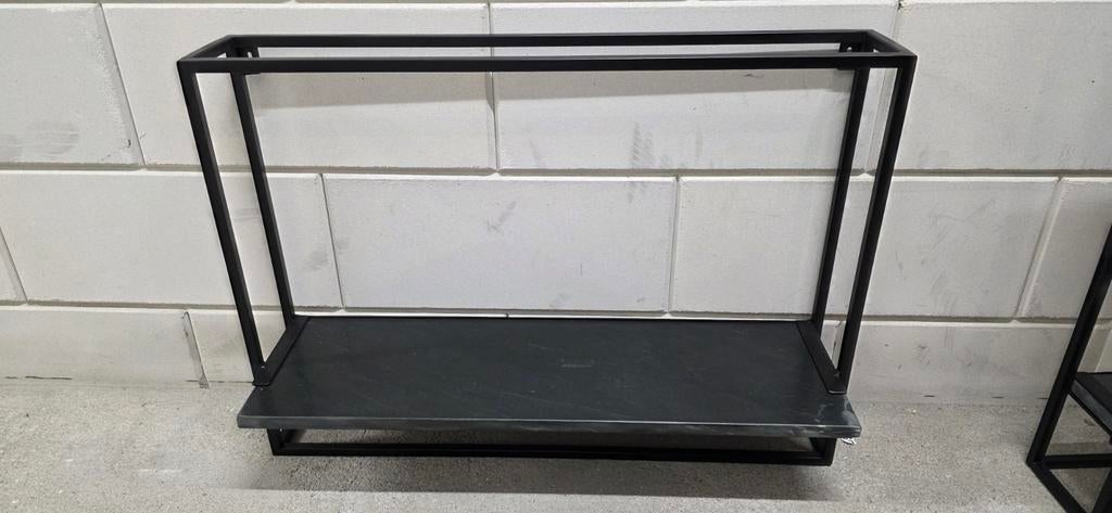 Zwart metalen wandrek met marmeren plateau 60 cm breed, Ophalen, Gebruikt