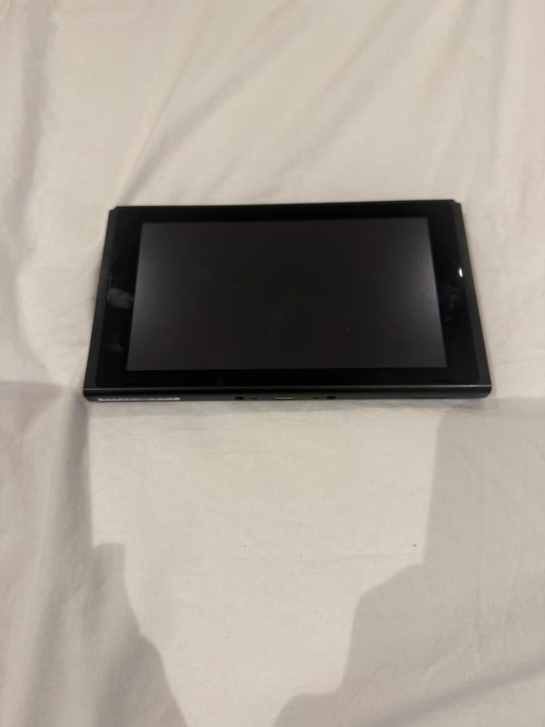 Nintendo Switch Jailbreakable - Japanse Editie, Ophalen of Verzenden, Zo goed als nieuw, Zonder controller, Switch Original
