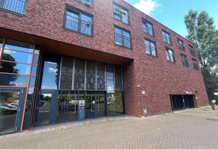 Utrecht Europaplein parkeerplaats te huur € 165/maand, Utrecht
