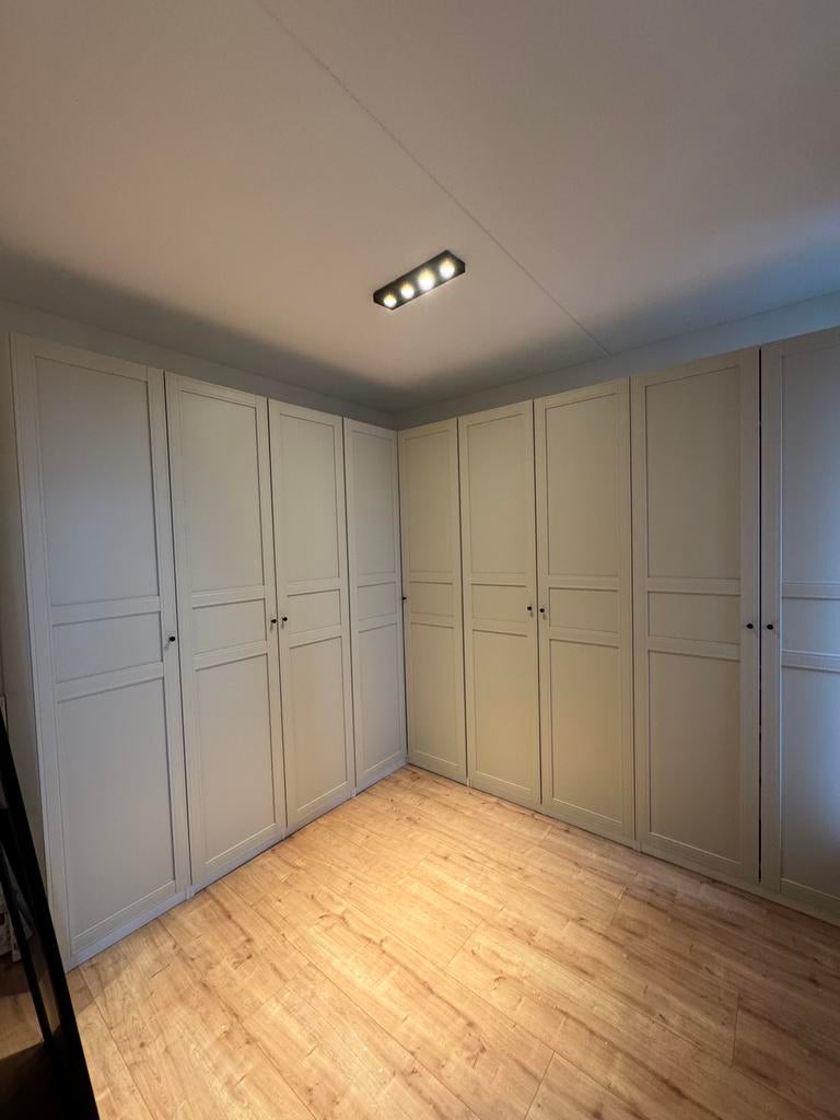 Uw Klusjesman voor Alle Huiselijke Klussen! (Ikea PAX kast), Diensten en Vakmensen, Klussers en Klusbedrijven, 24-uursservice