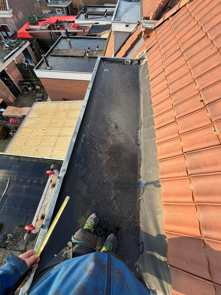Foto 21 van dakdekker gezocht? lekkage? lood regio deventer en omstreken