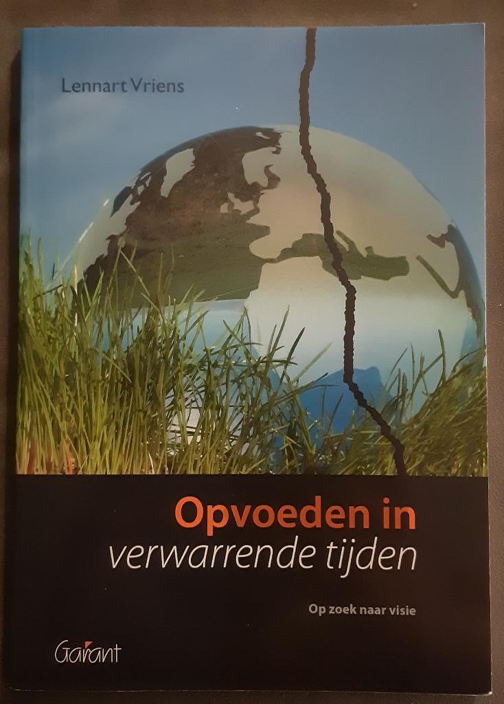 ZGAN! Opvoeden in verwarrende tijden ISBN 9789044121995, Ophalen of Verzenden, Zo goed als nieuw, Overige niveaus, Lennart Vriens