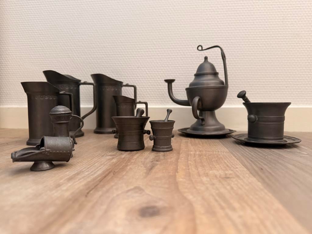 Complete Delfts tinnen set – maatkannetjes, vijzels, Ophalen of Verzenden