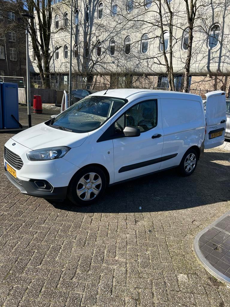 Ford Transit Courier GB 1.5 Tdci Duratorq 100pk S&S 2018, Auto's, Voorwielaandrijving, 4 cilinders, Origineel Nederlands, 19 km/l