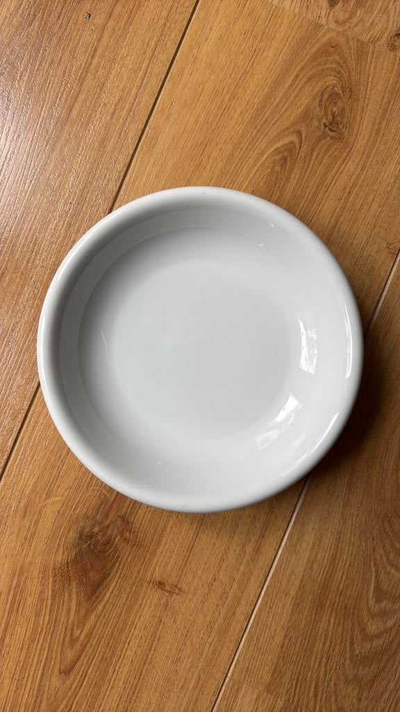 Ikea Rondo servies 19 cm diepe bordjes salade 4,5 cm hoog, Ophalen of Verzenden, Overige stijlen, Bord(en)