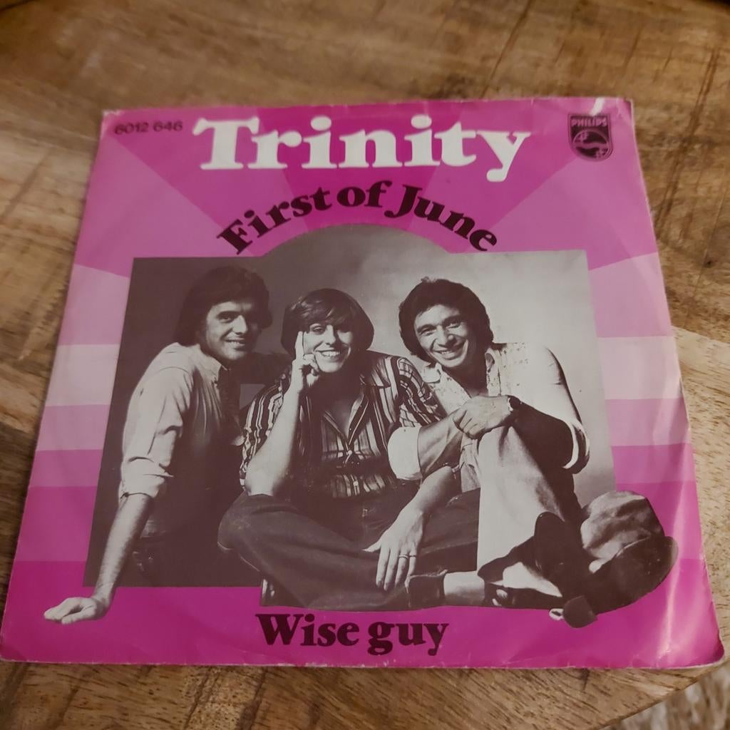 Trinity  / first of june, Ophalen of Verzenden, Zo goed als nieuw, Nederlandstalig