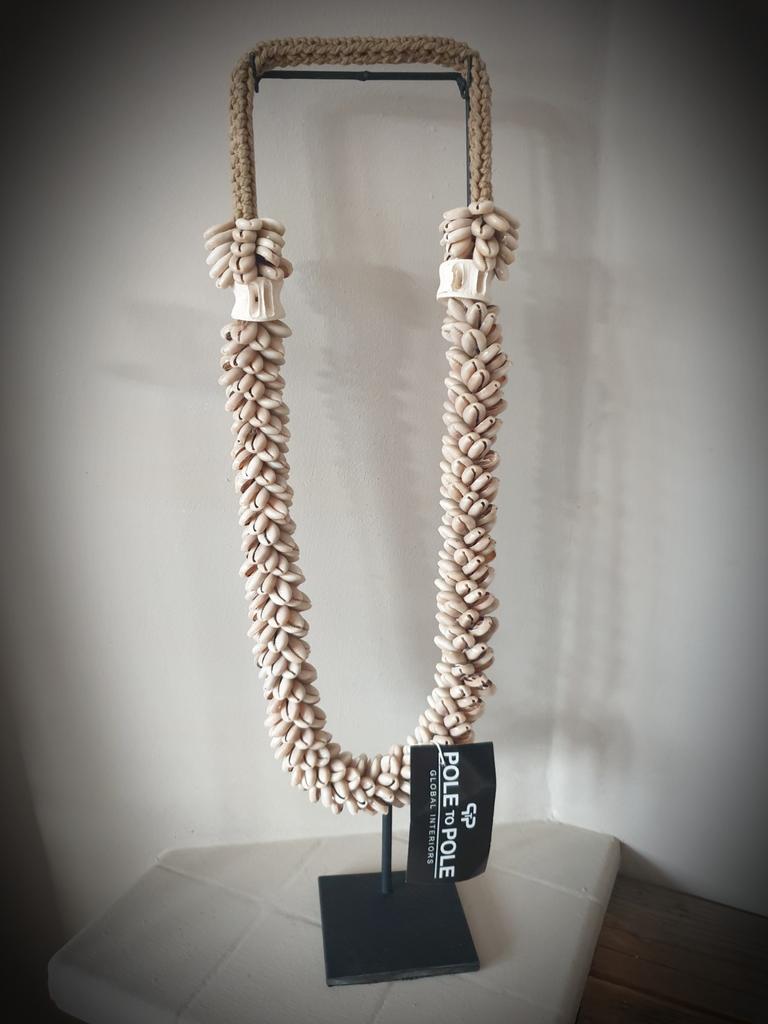 Schelpenketting op standaard  - bohemian  - japandi, Huis en Inrichting, Woonaccessoires | Overige, Nieuw, Ophalen of Verzenden