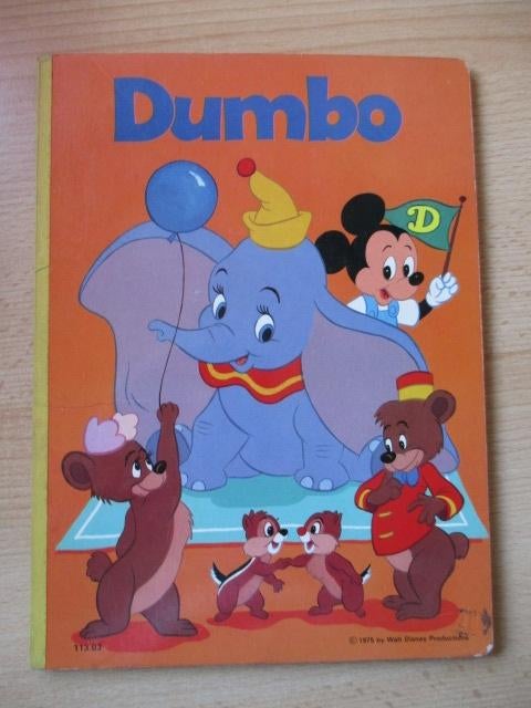 Disney Dombo kartonnen boek 1975, Verzamelen, Disney, Ophalen of Verzenden, Overige figuren, Gebruikt, Beeldje of Figuurtje