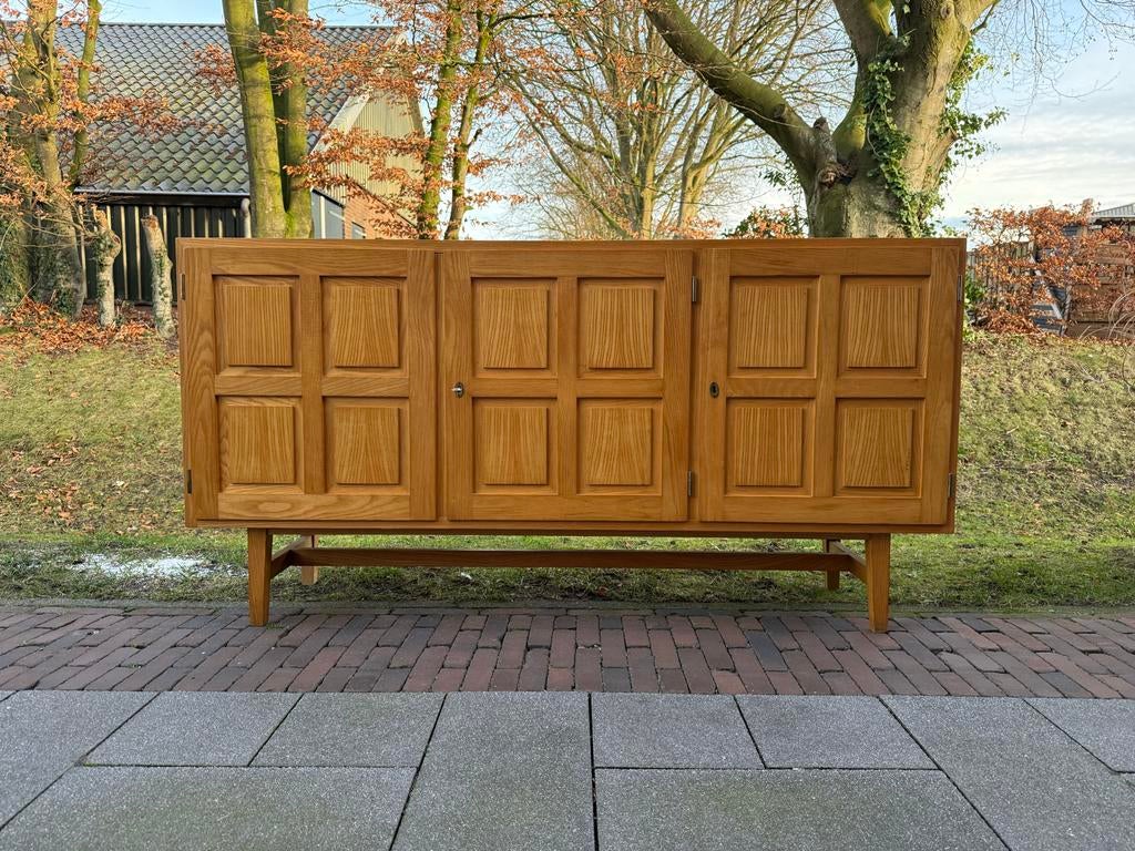 Scandinavisch Lowboard / Sideboard, Ophalen, Gebruikt, 150 tot 200 cm, Gijpsvintage