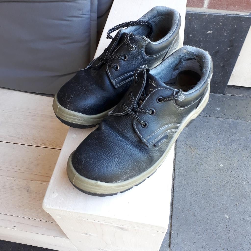 werkschoenen, stalen neus mt. 45, Ophalen of Verzenden, Gebruikt