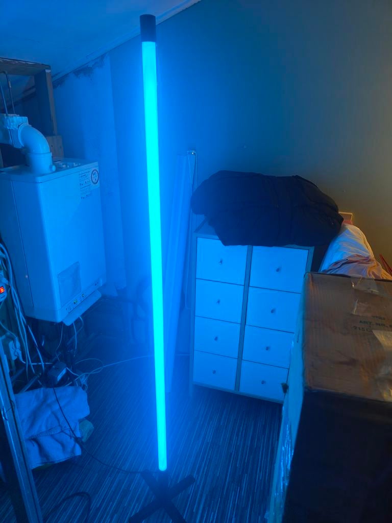 Neonblauwe Staande Lamp - 180cm, Gebruikt, Ophalen of Verzenden, Modern, Metaal