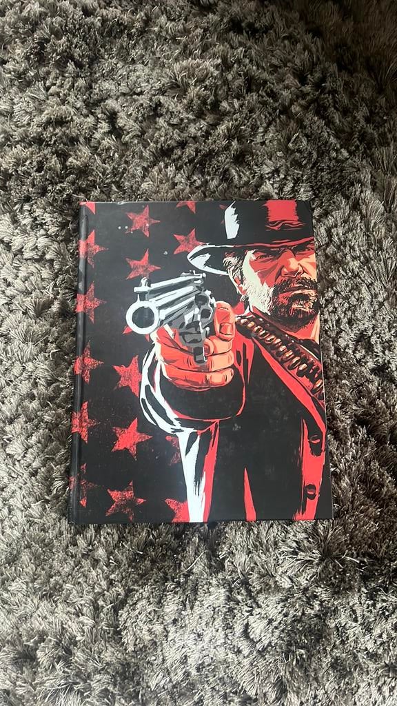 Red Dead Redemption 2 Official Guide & Walkthrough, Ophalen of Verzenden, Zo goed als nieuw