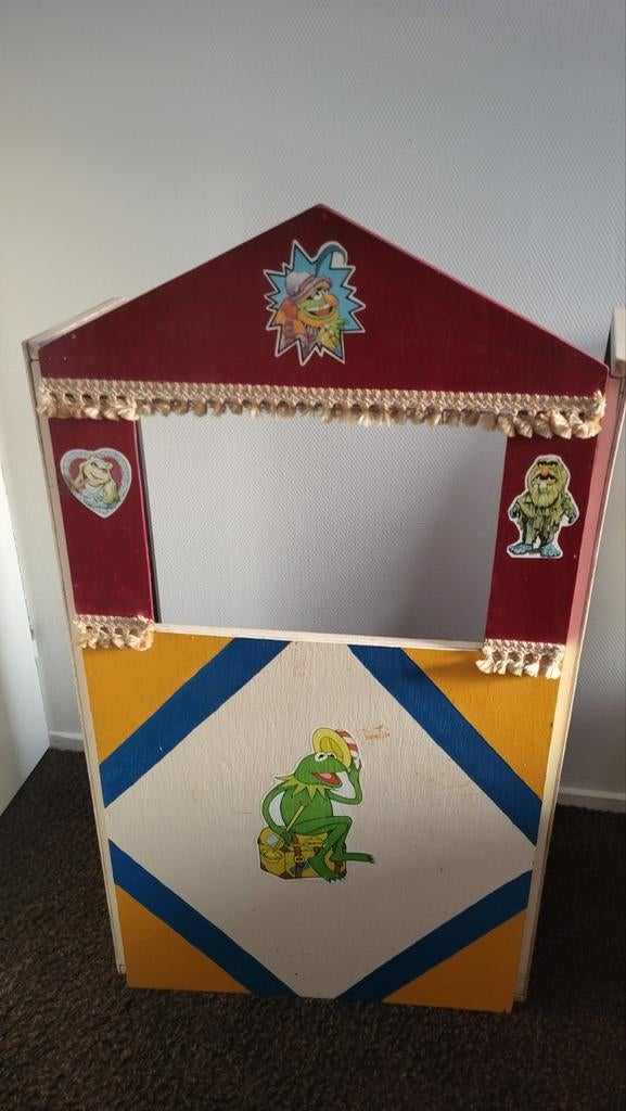 Poppenkast 120-60 cm, Ophalen, Pop
