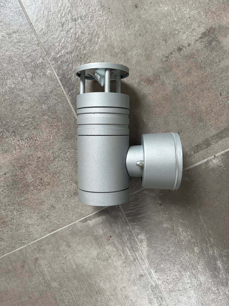 Fin Motion Alu Buitenlamp, Ophalen of Verzenden, Zo goed als nieuw, Metaal