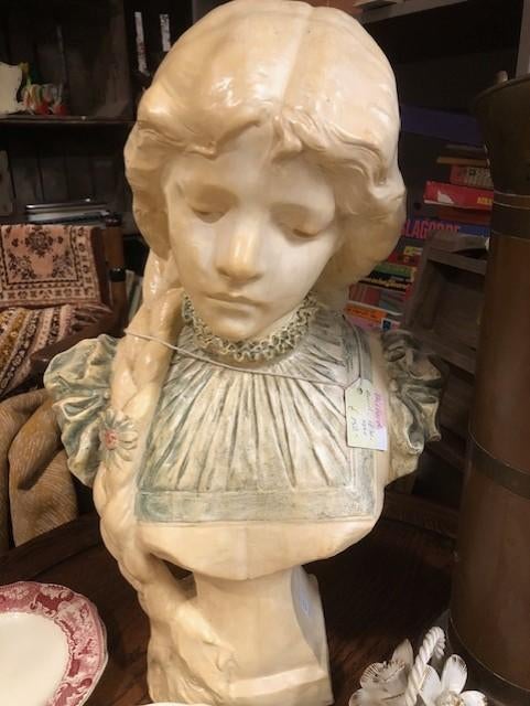 Jugendstil Buste, Ophalen