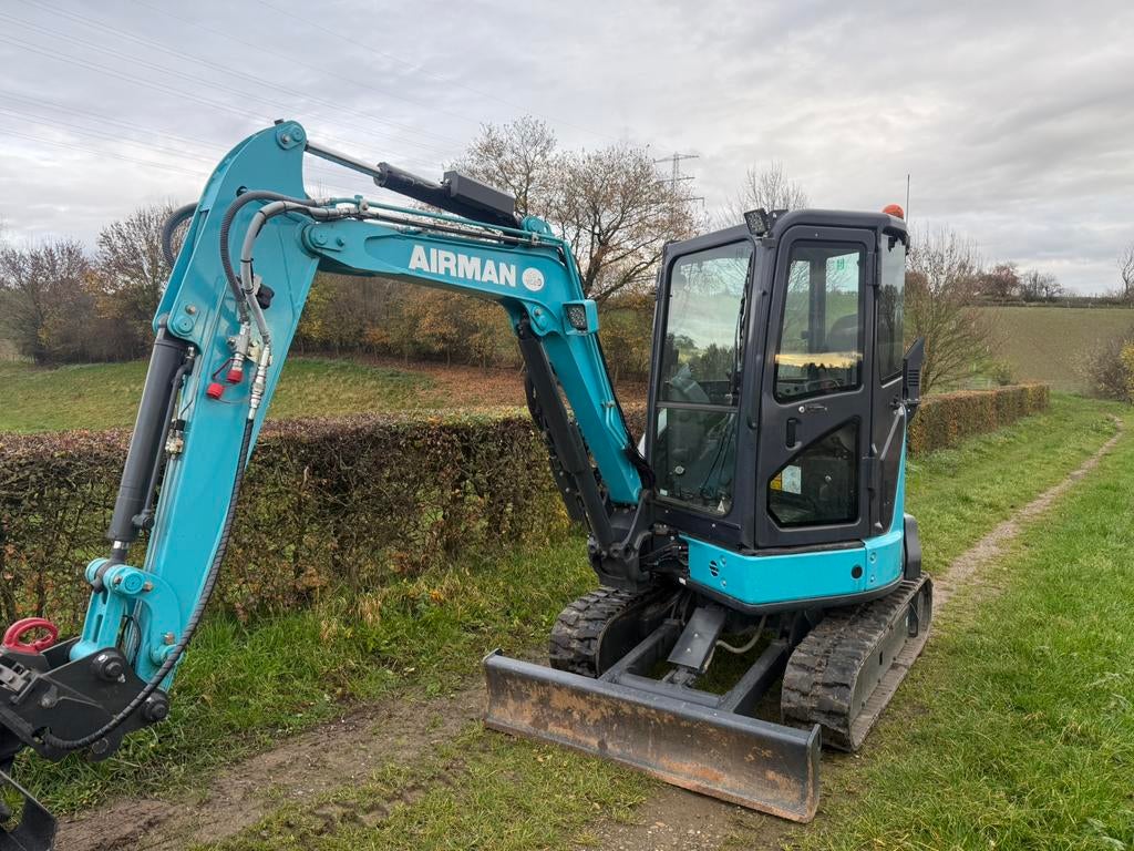 Hitachi airman ax33, Zakelijke goederen, Machines en Bouw | Kranen en Graafmachines, Ophalen, Graafmachine