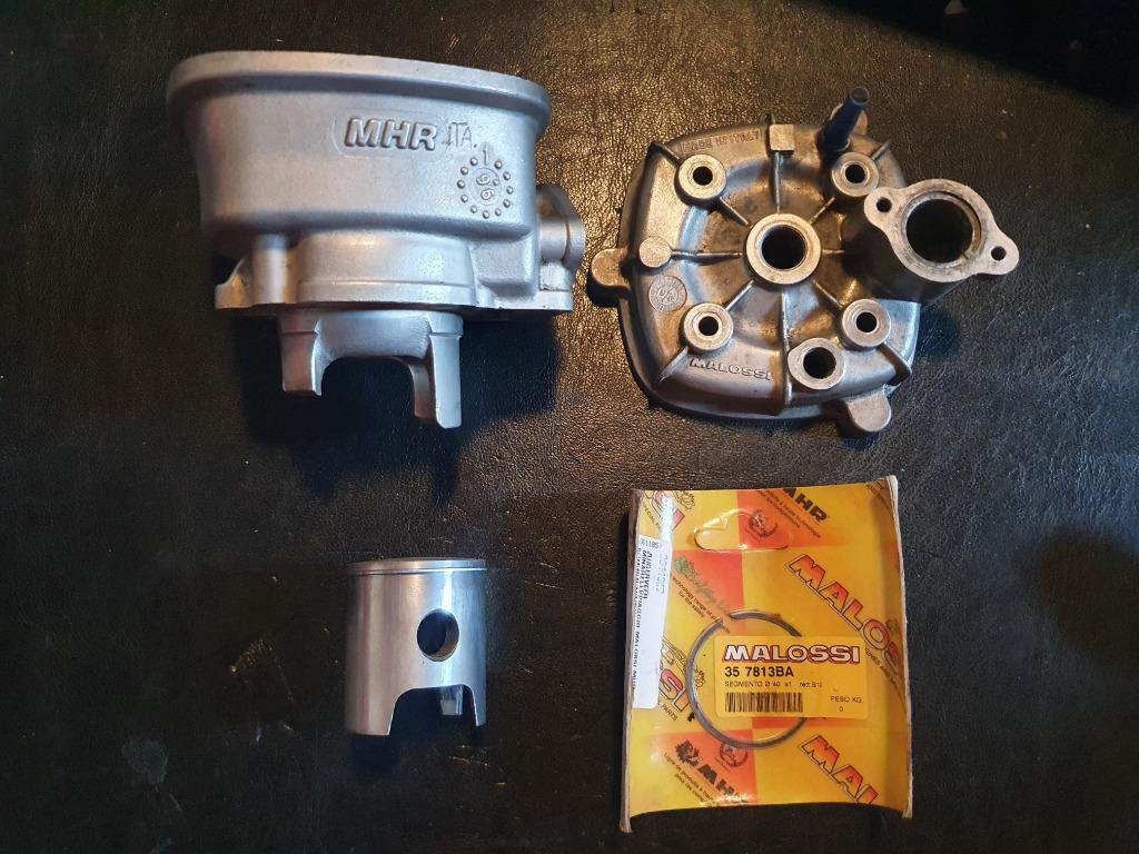 SOWB Cilinder MALOSSI MHR 40mm Piaggio Gilera Aprilia Runner, Fietsen en Brommers, Brommeronderdelen | Scooters, Ophalen of Verzenden
