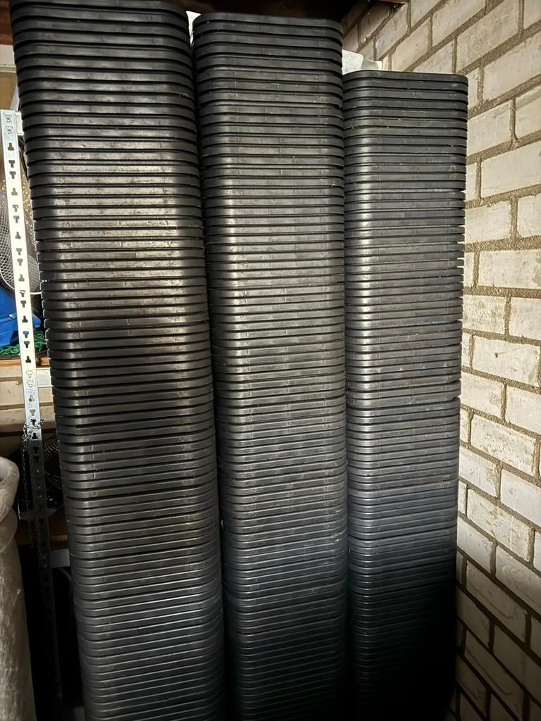 Kweek potten 25liter, Ophalen of Verzenden, Zo goed als nieuw, Kweeklamp