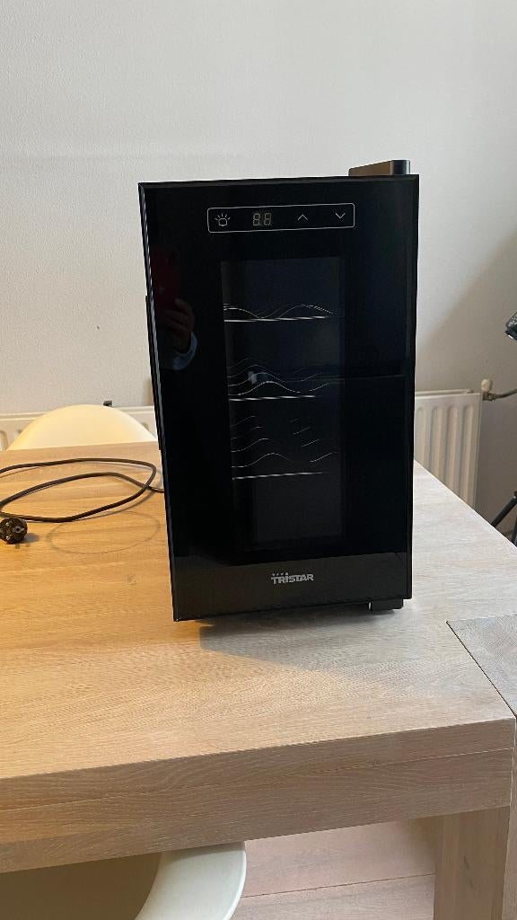 Tristar Wijnkoelkast / Drankkoeler, Ophalen, Zonder vriesvak, Energieklasse A of zuiniger, Minder dan 45 cm