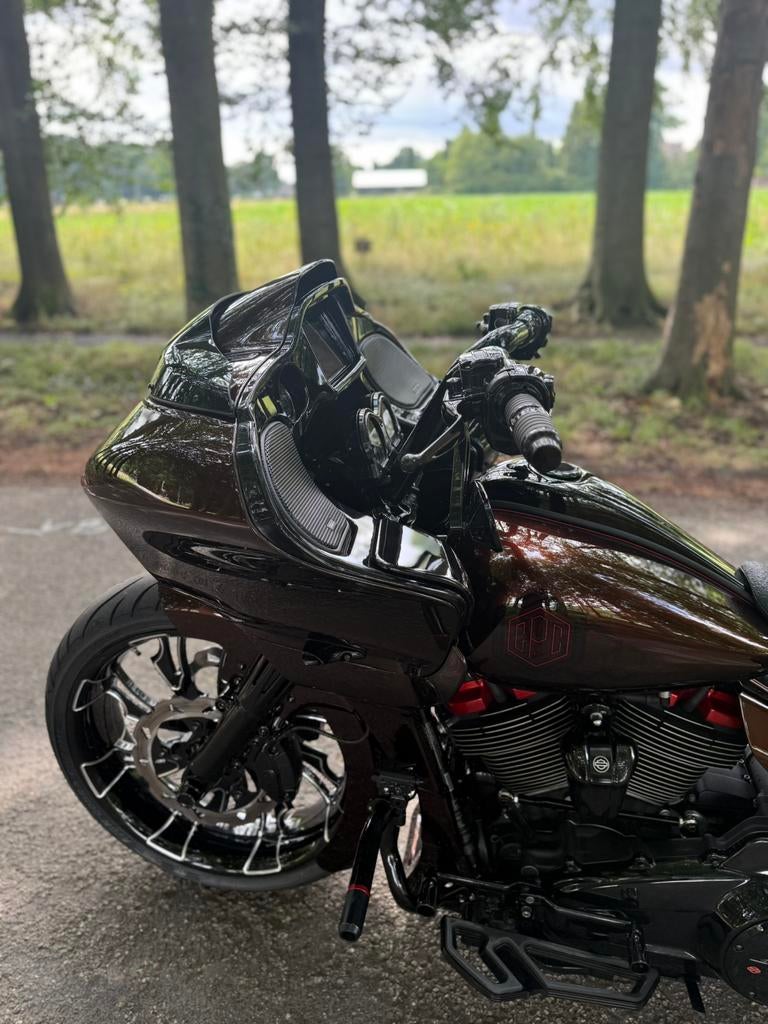 Harley davidson roadglide road glide custom, Motoren, Motoren | Harley-Davidson, 2 cilinders, Particulier, Meer dan 35 kW, Sportuitlaat