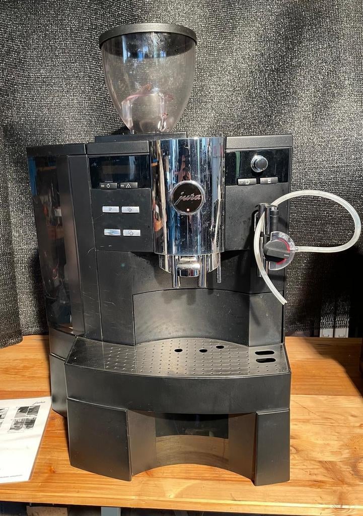 Unieke Jura Xs90 professional met vaste wateraansluiting, Witgoed en Apparatuur, Koffiezetapparaten, Ophalen, Gebruikt, 10 kopjes of meer