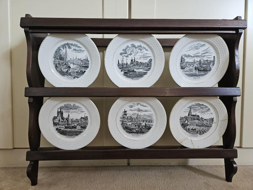 Vintage wandrek met 6 decoratieve borden – P. Regout & Co, Antiek en Kunst, Ophalen