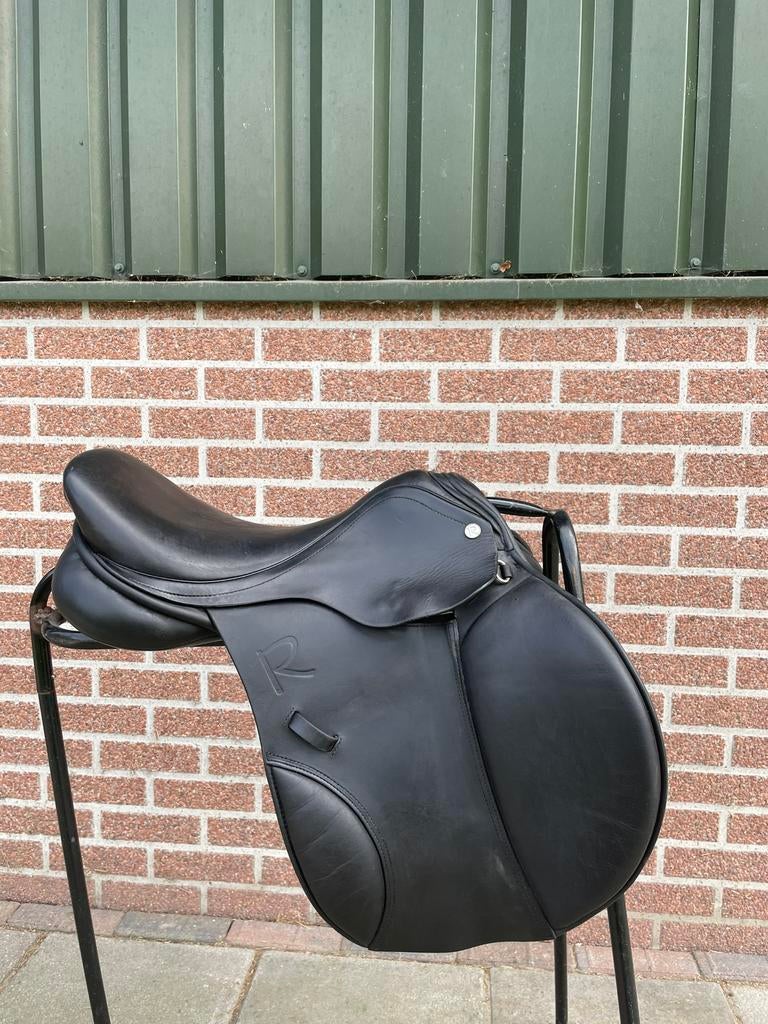 Nette Rossner Amerika springzadel 17 inch, Dieren en Toebehoren, Ophalen of Verzenden, Gebruikt, Springen