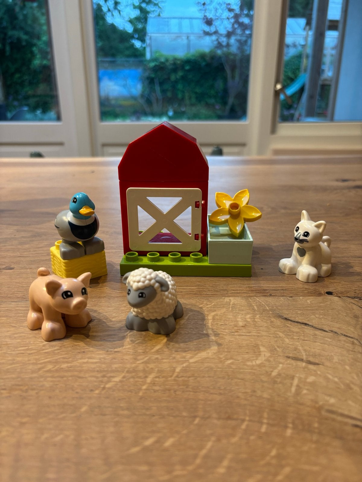 LEGO Duplo Boerderijdieren Verzorging 10949, Overige thema's, Ophalen of Verzenden, Zo goed als nieuw, Compleet