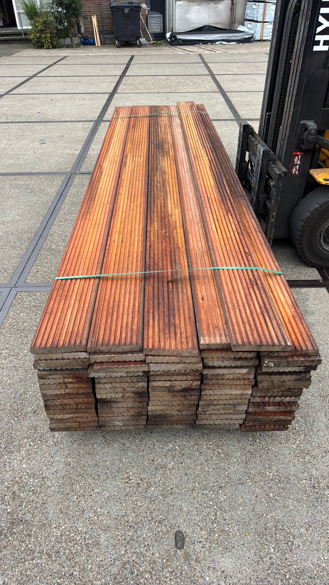 Hardhouten vlonderplanken Niové kopmaat 27x185x365mm, Tuin en Terras, Ophalen, Zo goed als nieuw, Hout