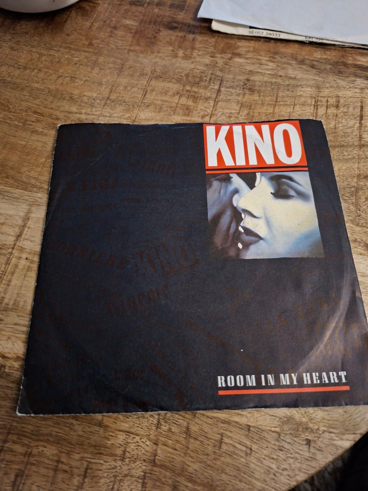 kino / room in my heart, Ophalen of Verzenden, Zo goed als nieuw, Pop