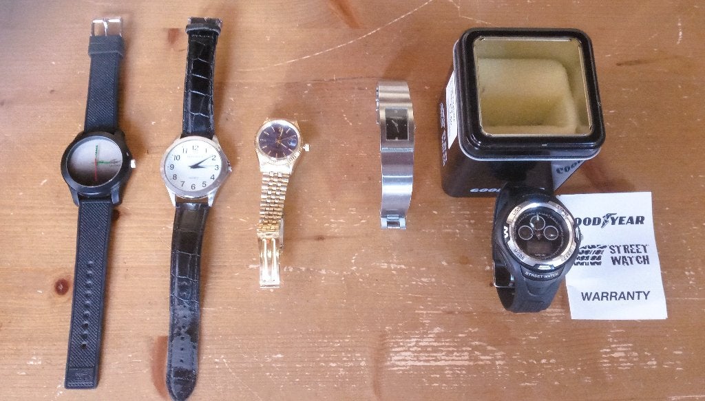 Horloges van alles wat, Sieraden, Tassen en Uiterlijk, Antieke sieraden, Ophalen of Verzenden, Overige materialen, Overige typen