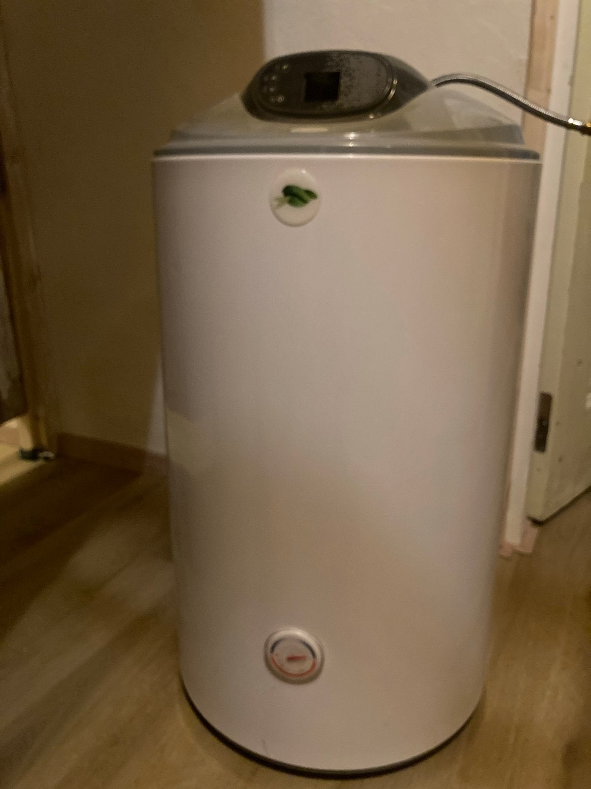 Eldom Invest Boiler WV08046EW - 77 Liter, Doe-het-zelf en Verbouw, Geisers en Boilers, Ophalen, Gebruikt, 20 tot 100 liter, Boiler