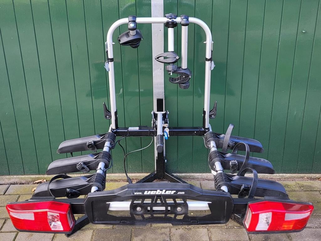 Uebler F32XL Fietsendrager – Lichtgewicht – Nieuwstaat, Auto diversen, Fietsendragers, Ophalen, 3 fietsen of meer, Elektrische fiets
