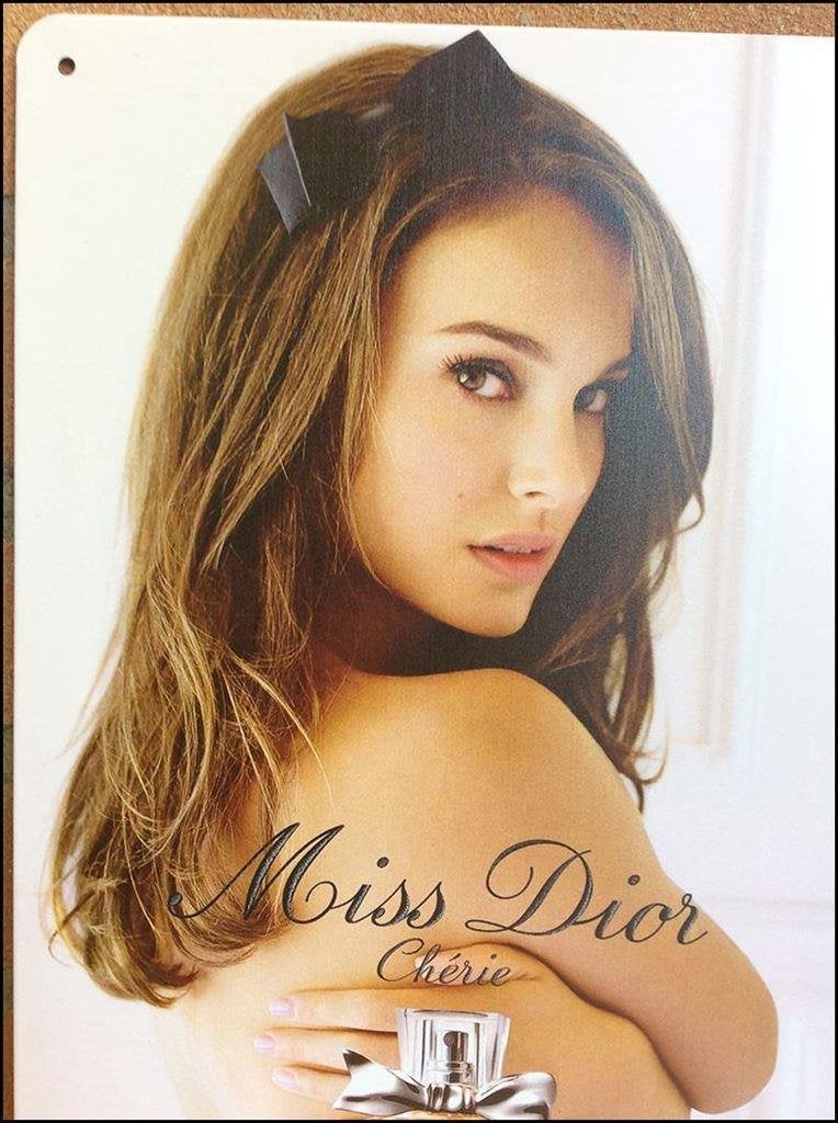 MISS DIOR Natalie Portman Metalen Reclamebord Parfum, Verzenden, Nieuw, Miniatuur
