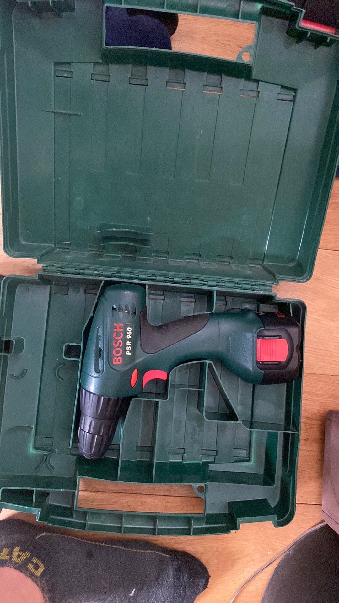 Bosch PSR 960, Doe-het-zelf en Verbouw, Gereedschap | Boormachines, Gebruikt, Variabele snelheid, Ophalen of Verzenden, Boor- en Schroefmachine
