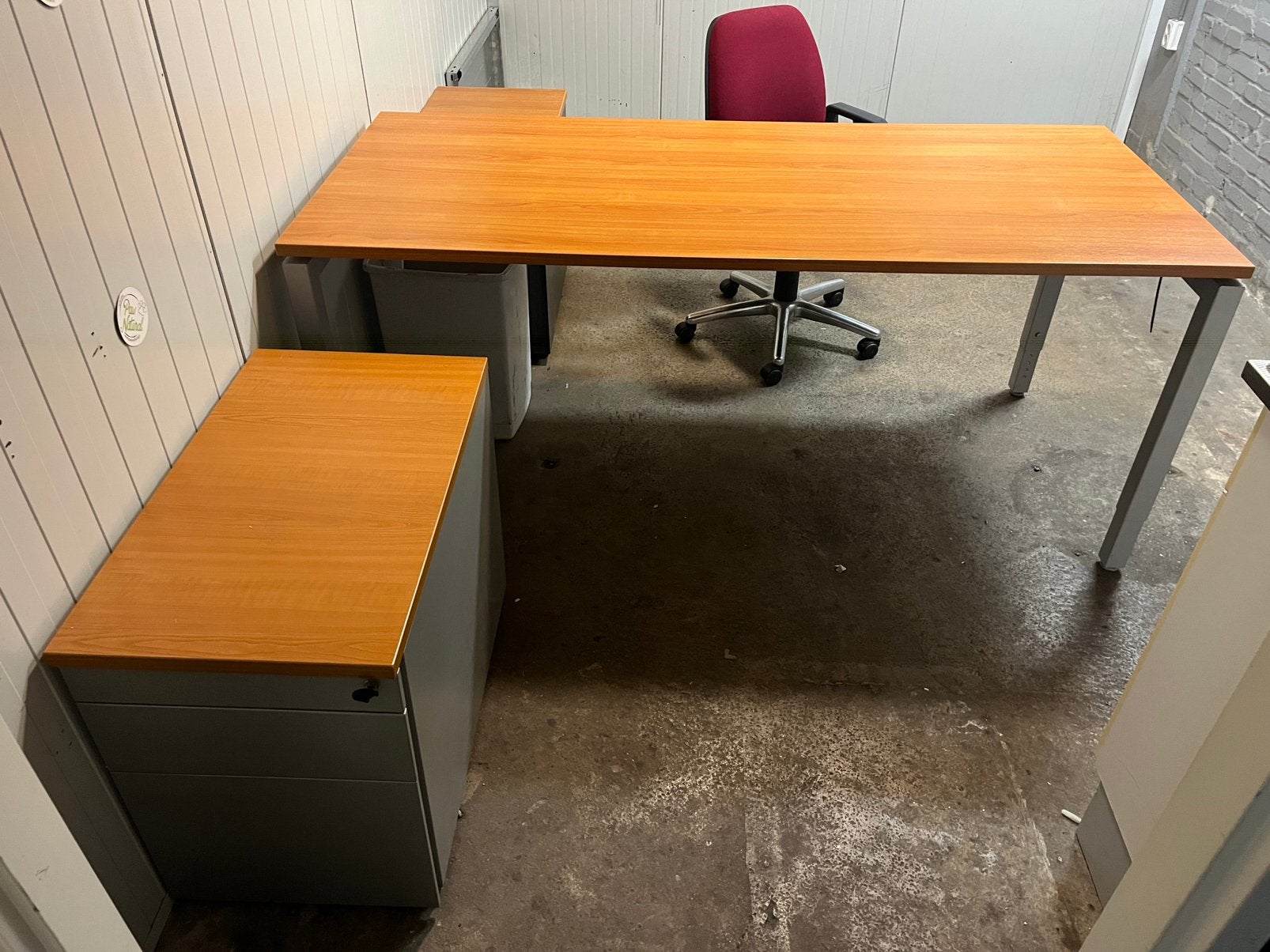Bureau Set KERSEN, Verzenden, Bureau