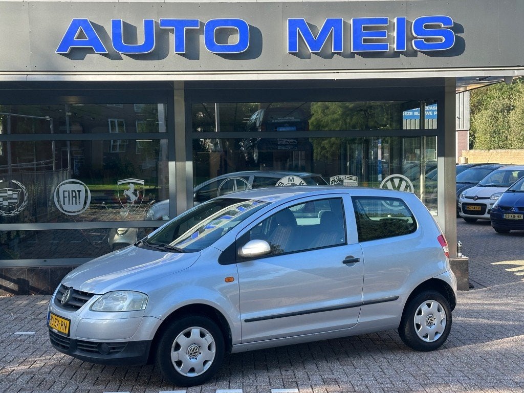 Volkswagen FOX 1.2 Trendline NAP-Autopas Nieuw APK, 4 stoelen, 1198 cc, Bedrijf, Handgeschakeld