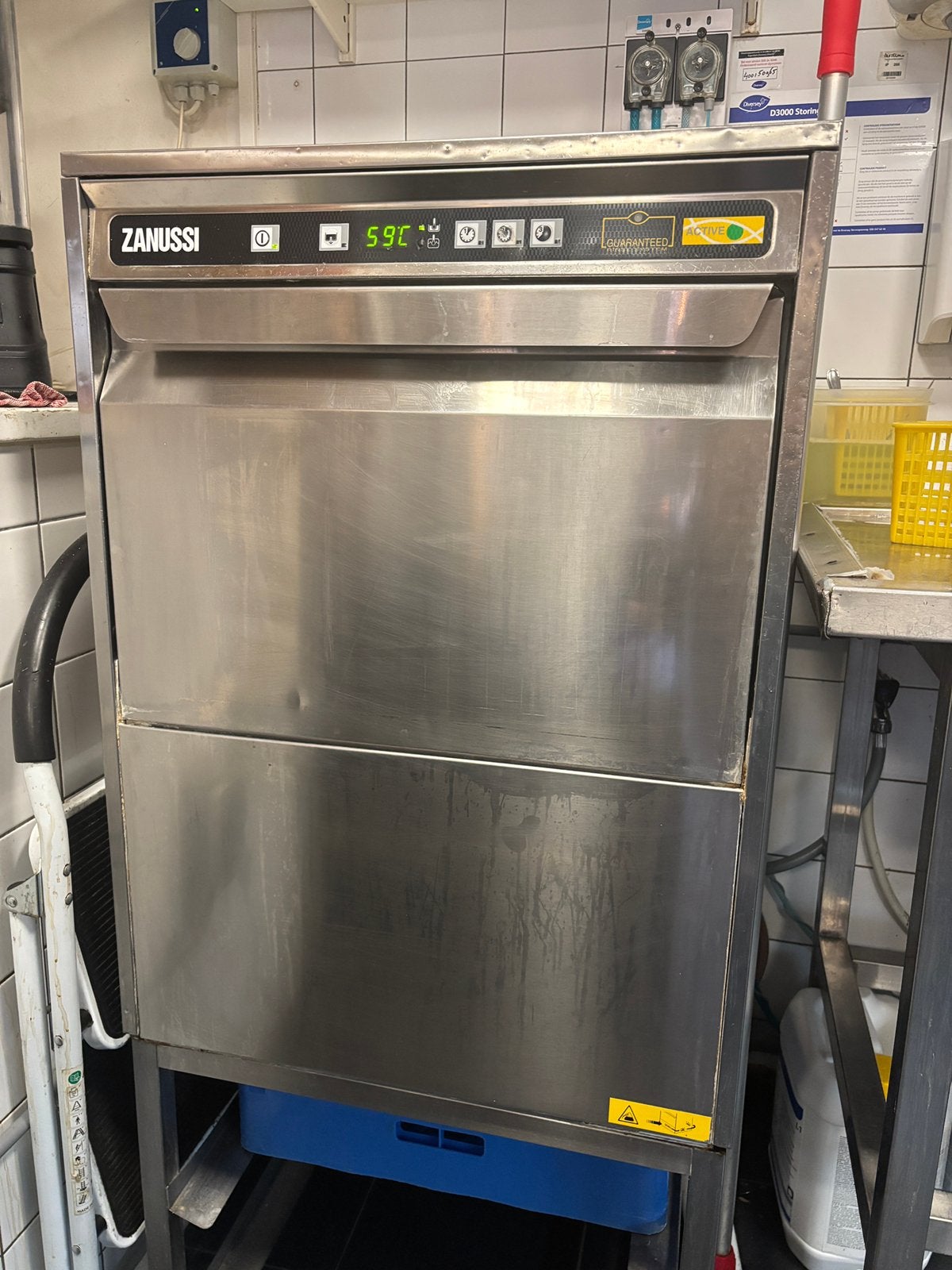 Vaatwasser Zanussi ZUCAI, Ophalen, Gebruikt, Inbouw, Minder dan 85 cm