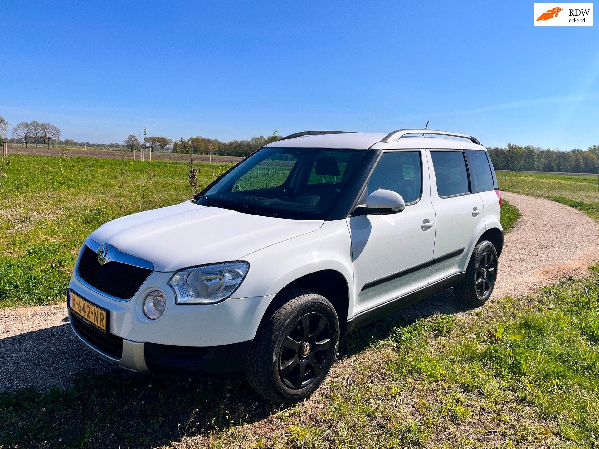 Skoda Yeti 1.2 TSI Comfort, Auto's, Skoda, Voorwielaandrijving, Euro 5, Gebruikt, Zwart