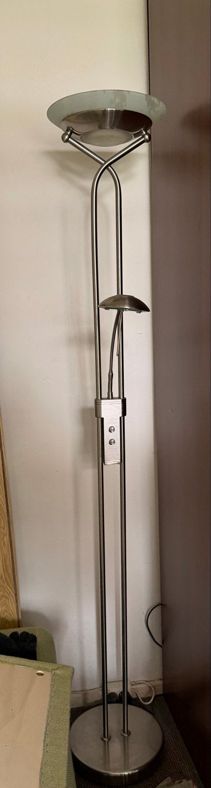 Stijlvolle staande lamp met leeslamp, 182 cm hoog, Ophalen, Gebruikt, Metaal, 150 tot 200 cm