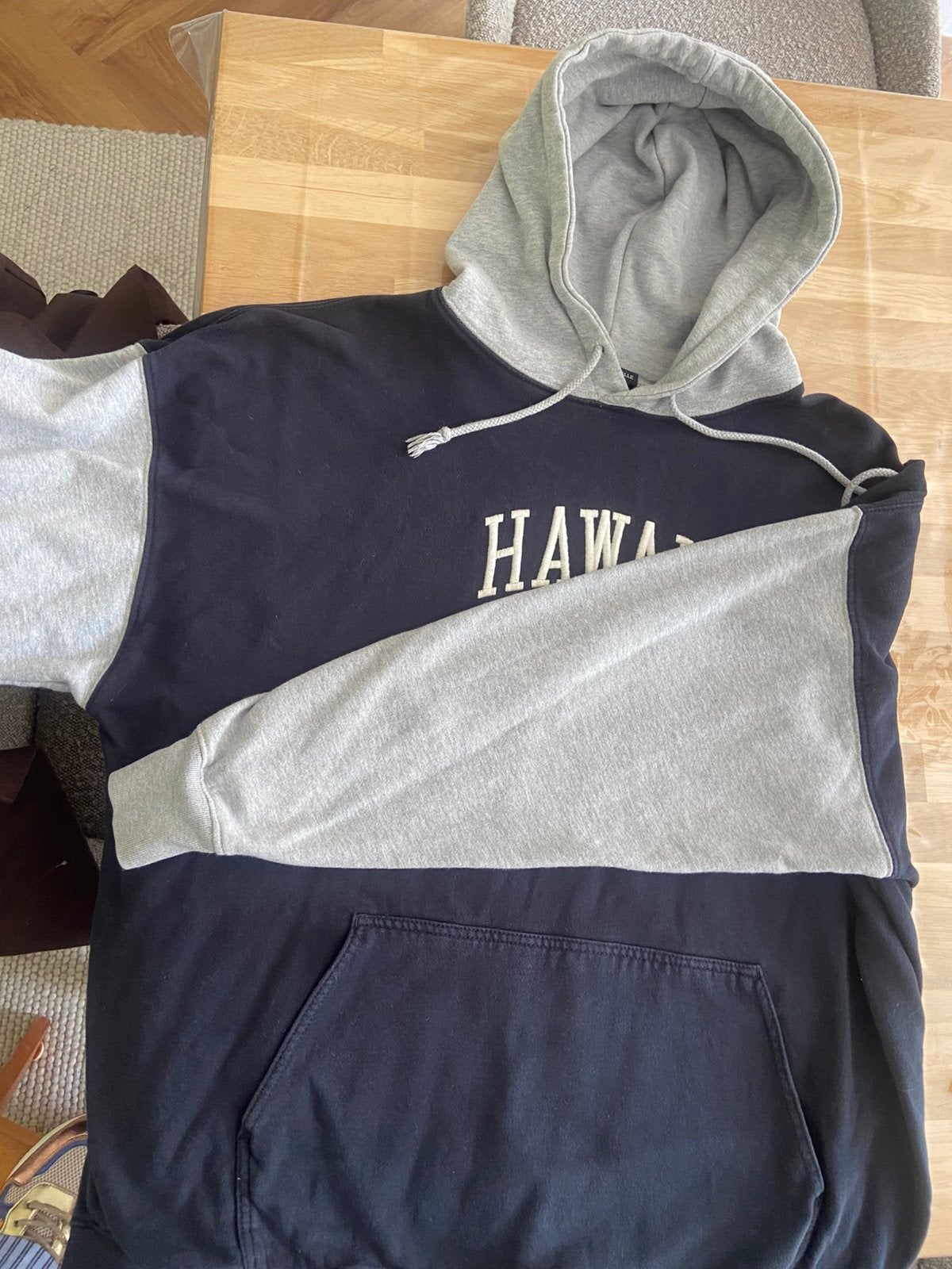 Brandy Melville Hawaii Hoodie, Ophalen of Verzenden, Gedragen, Maat 38/40 (M), Blauw