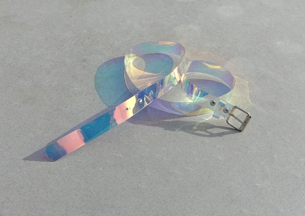 Transparante Holografische Riem / 95 x 2,4 cm - ongebruikt, Kleding | Dames, Minder dan 3 cm, Overige kleuren, Tailleriem, Ophalen of Verzenden