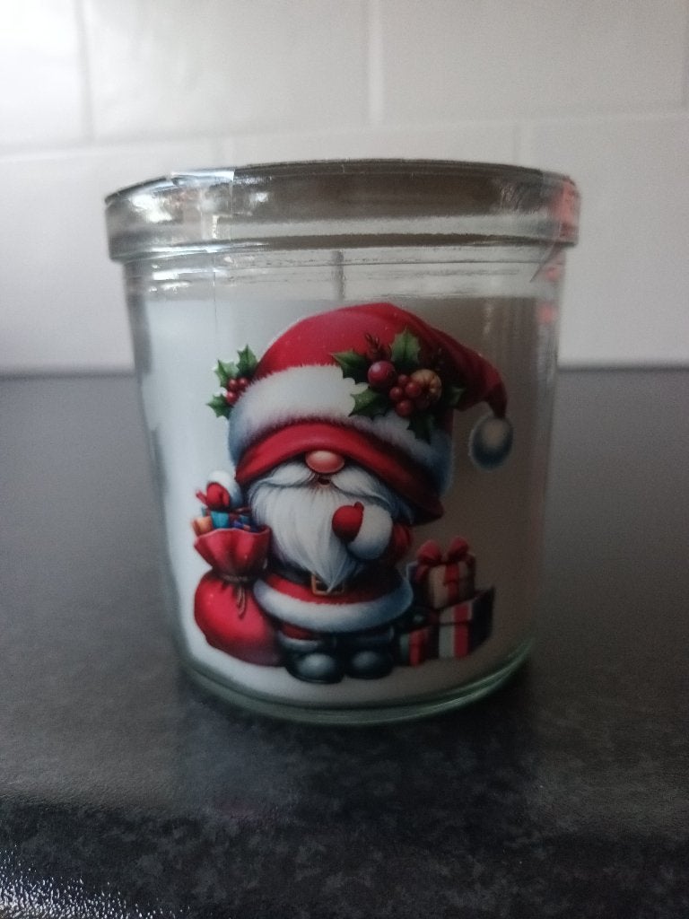 Nieuw geurkaars nr 5; rondom bestickerd met gnooms en een bo, Huis en Inrichting, Wit, Nieuw, Ophalen of Verzenden, Glas