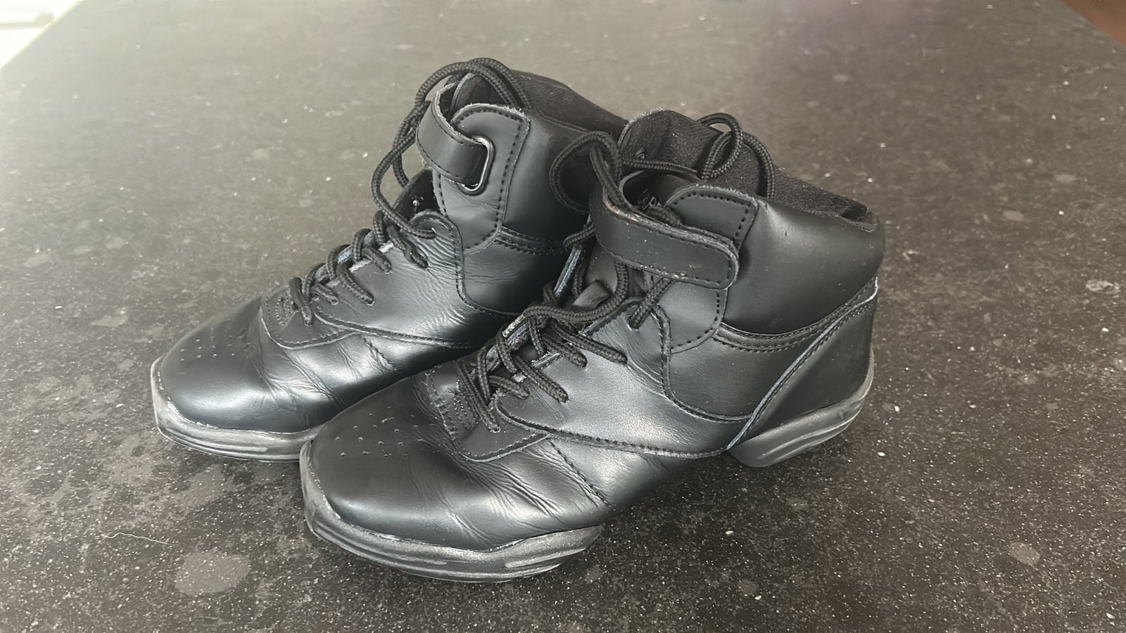 Capezio streetdance schoenen, maat 39, Ophalen of Verzenden, Zo goed als nieuw, Schoenen
