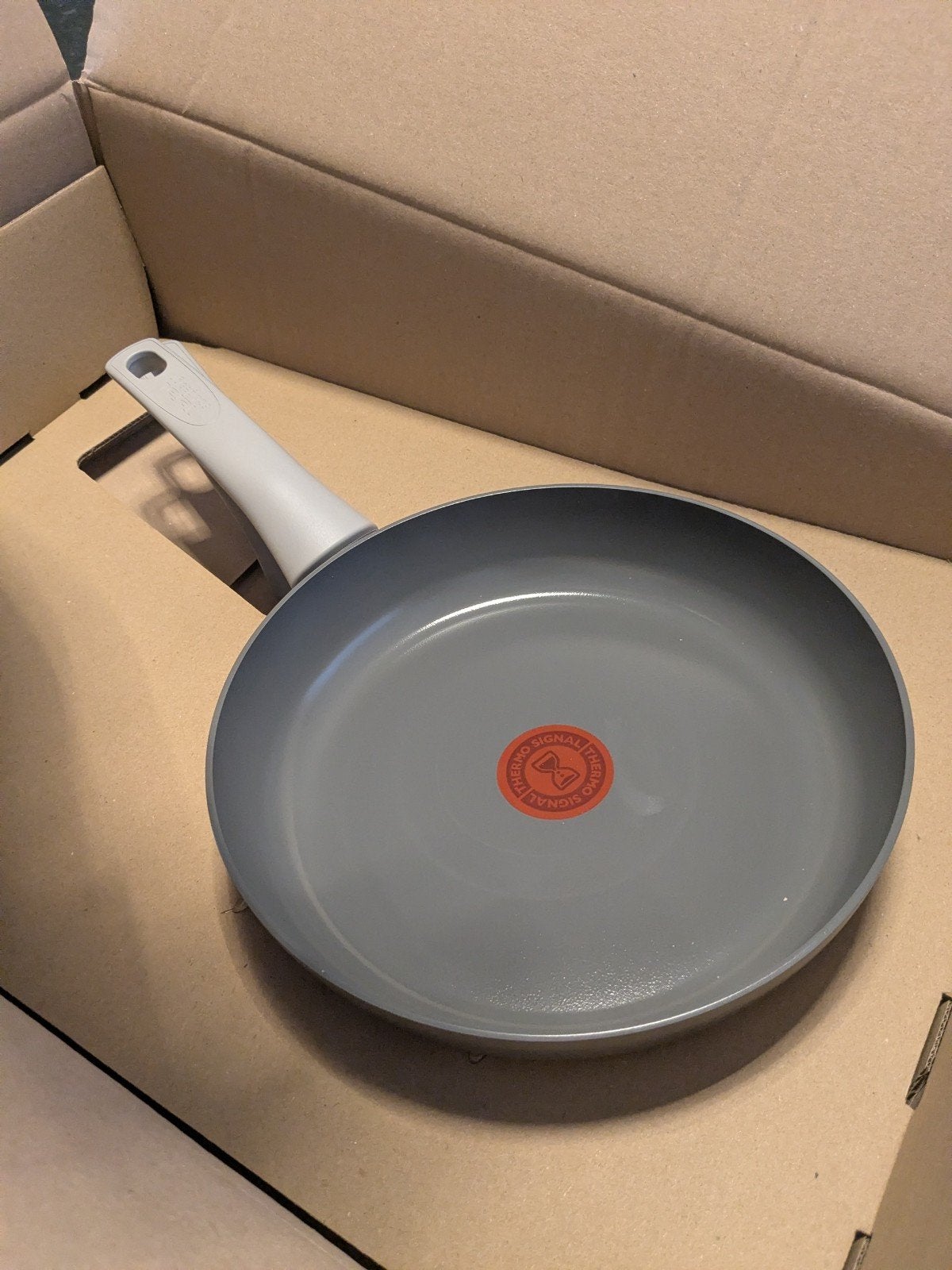 Tefal Pannenset Renew On Wokpan Bakpan Keramisch PFAS-Vrij, Huis en Inrichting, Keuken | Potten en Pannen, Overige materialen