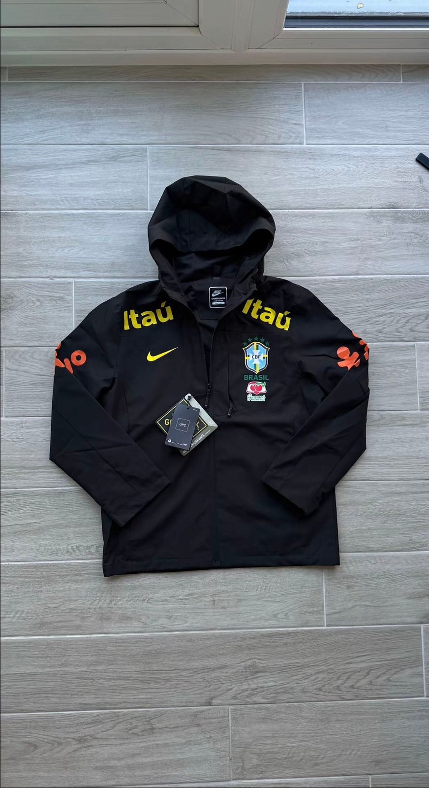 Brazillië windbreaker, Kleding | Heren, Ophalen of Verzenden, Nieuw, Zwart